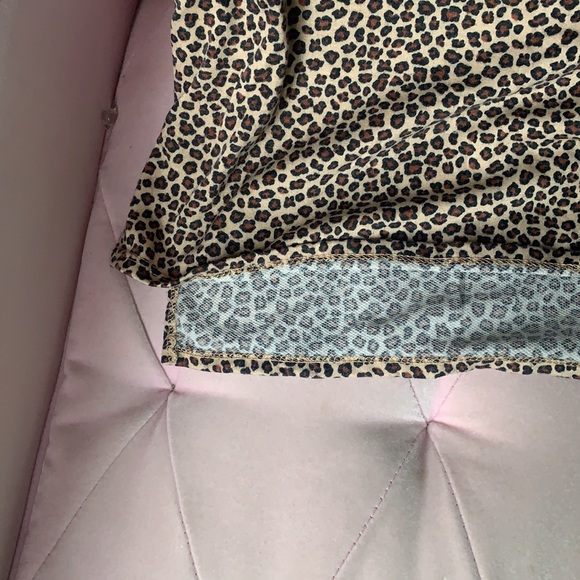 Green Envelope 1x Animal Cowl Neck Top - Picture 4 of 9